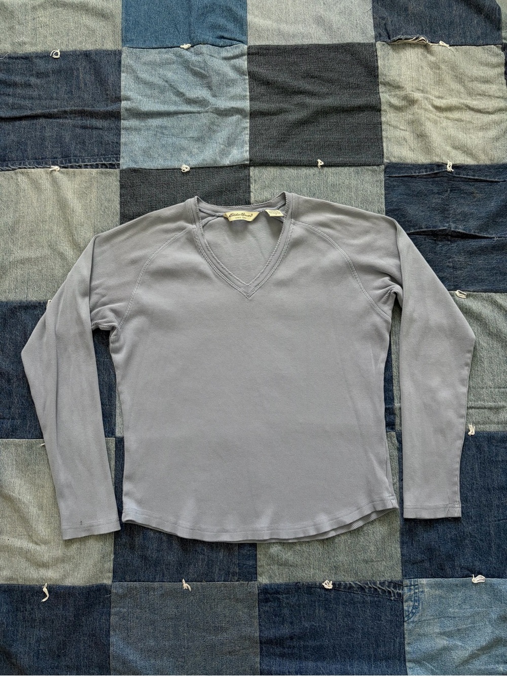 Vintage Eddie Bauer light blue long sleeve knit top 100% cotton v neck size M